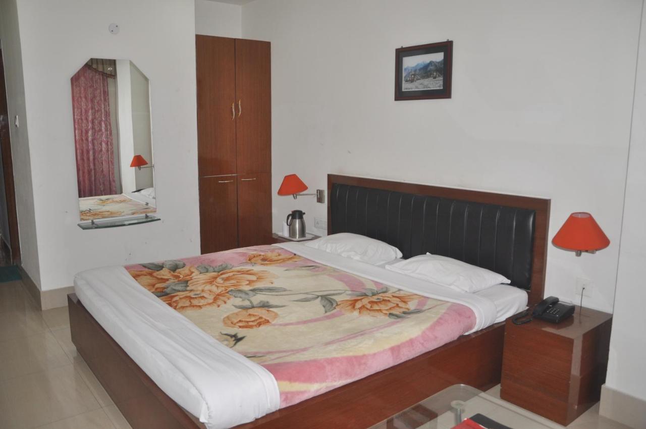 Hotel Dooars Mountain Alipur Duar Экстерьер фото
