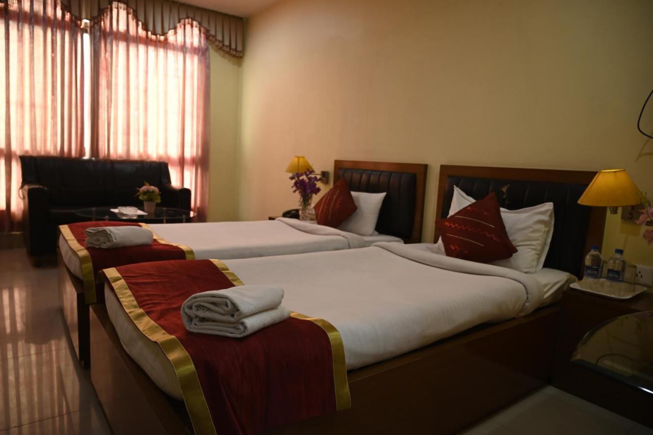 Hotel Dooars Mountain Alipur Duar Экстерьер фото