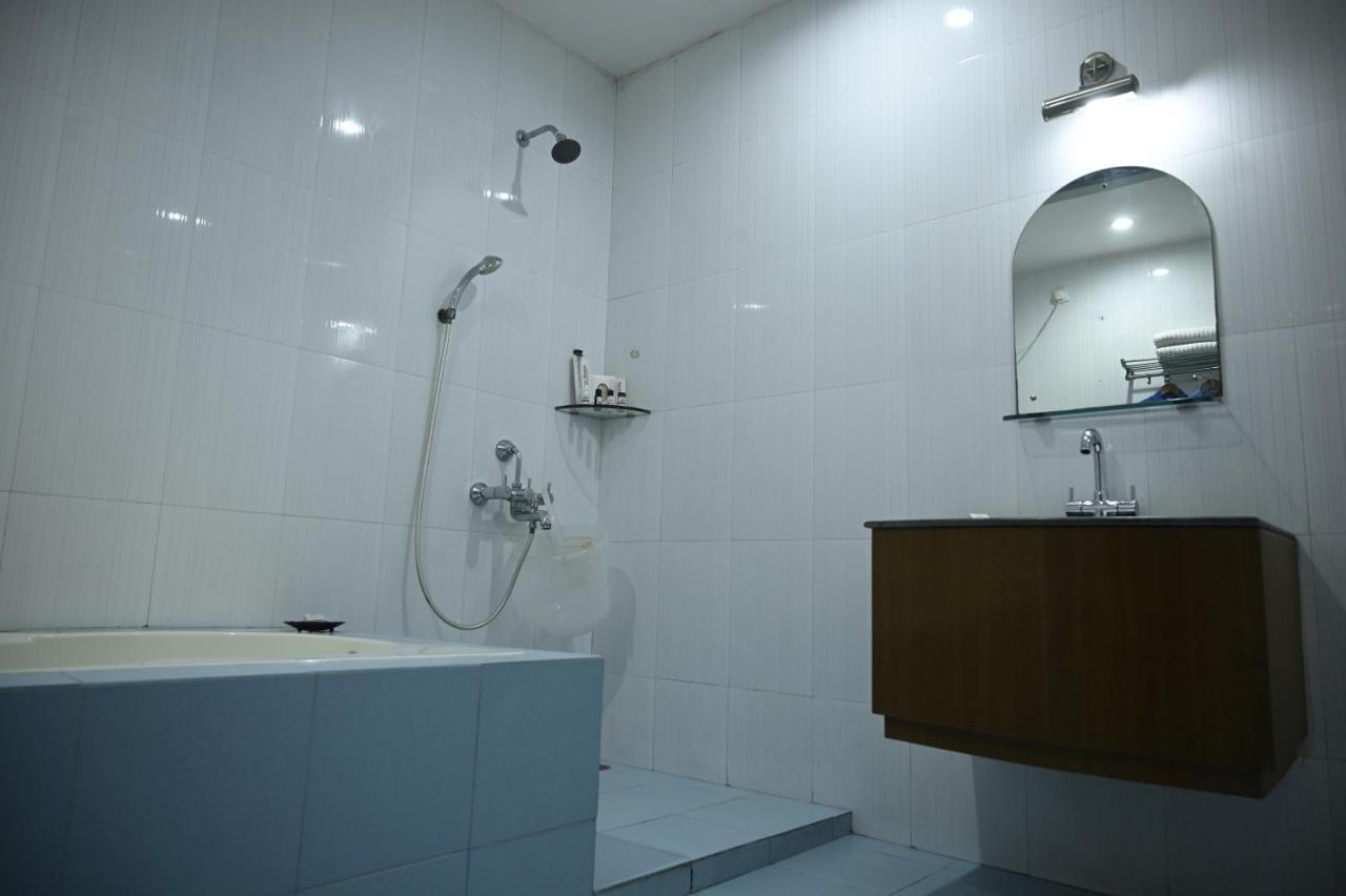 Hotel Dooars Mountain Alipur Duar Экстерьер фото