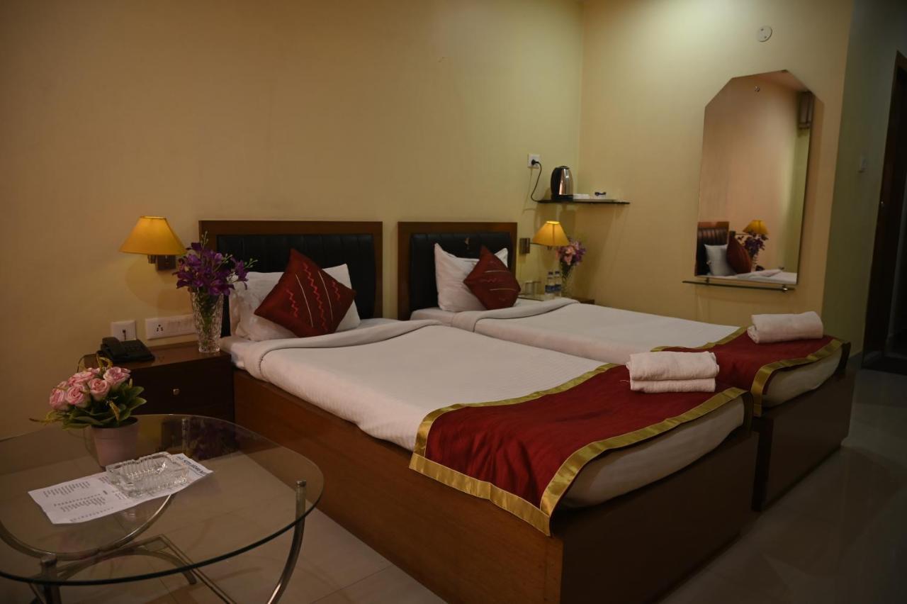 Hotel Dooars Mountain Alipur Duar Экстерьер фото