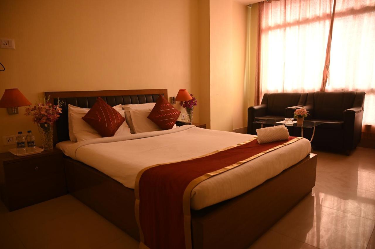 Hotel Dooars Mountain Alipur Duar Экстерьер фото