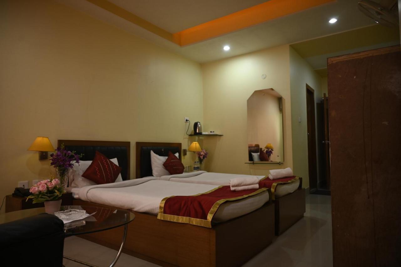 Hotel Dooars Mountain Alipur Duar Экстерьер фото