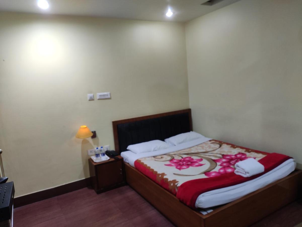 Hotel Dooars Mountain Alipur Duar Экстерьер фото